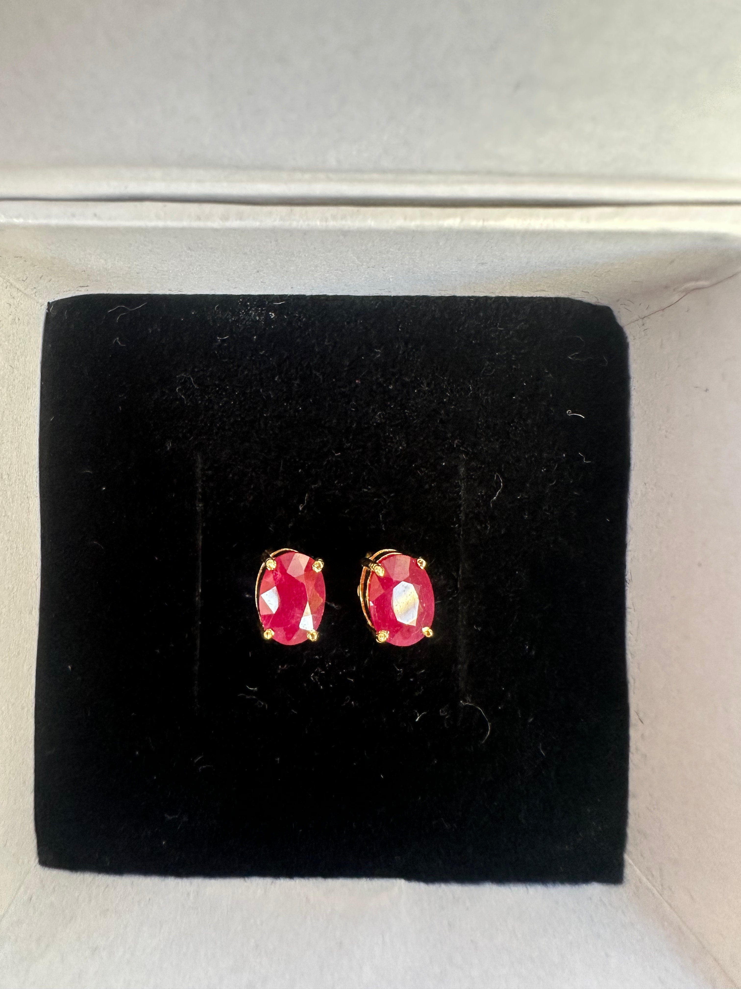 14K Gold Ruby Oval Stud Earrings: Luxury Gemstone Earstuds