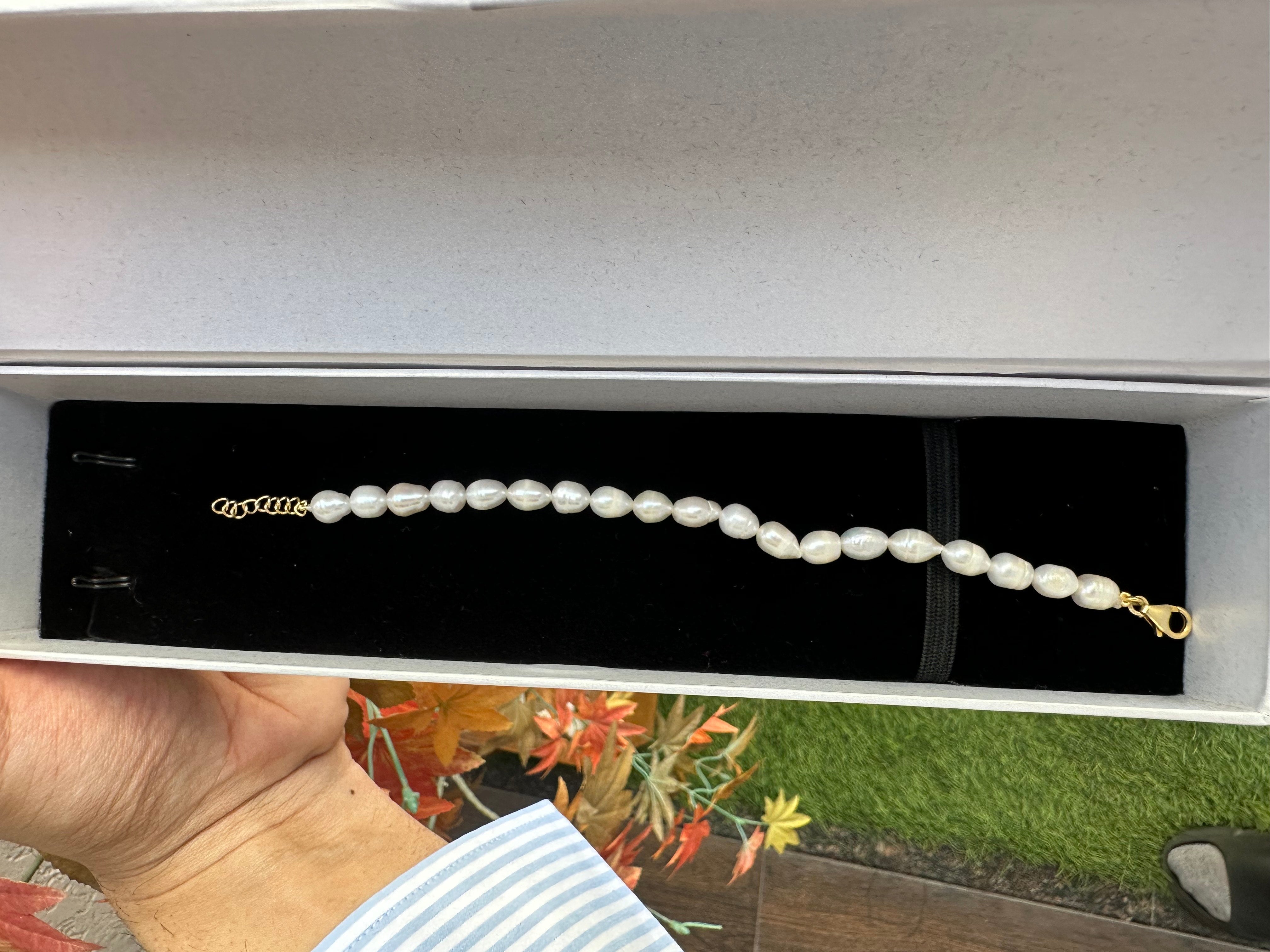 Pearls Chain Bracelet