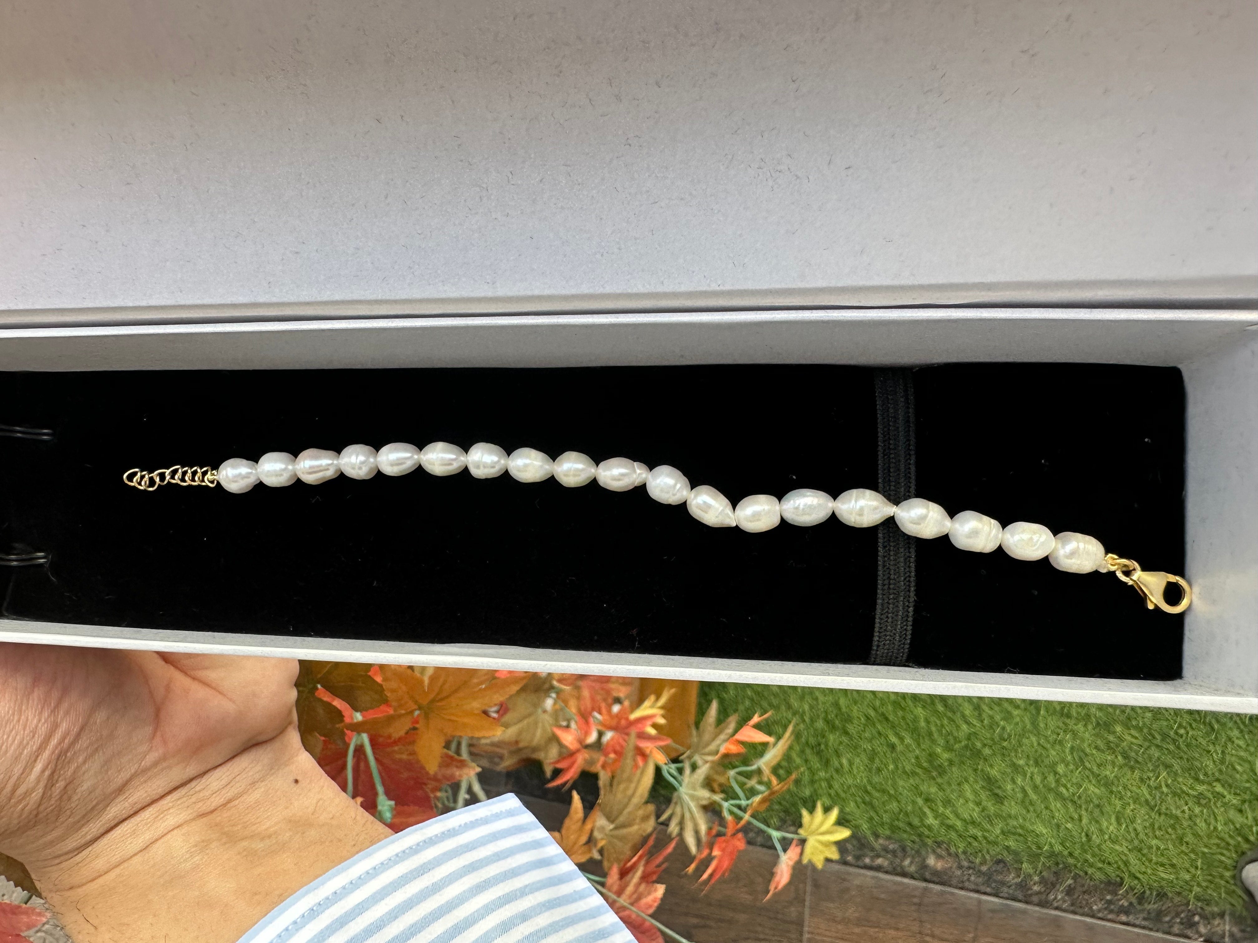 Pearls Chain Bracelet