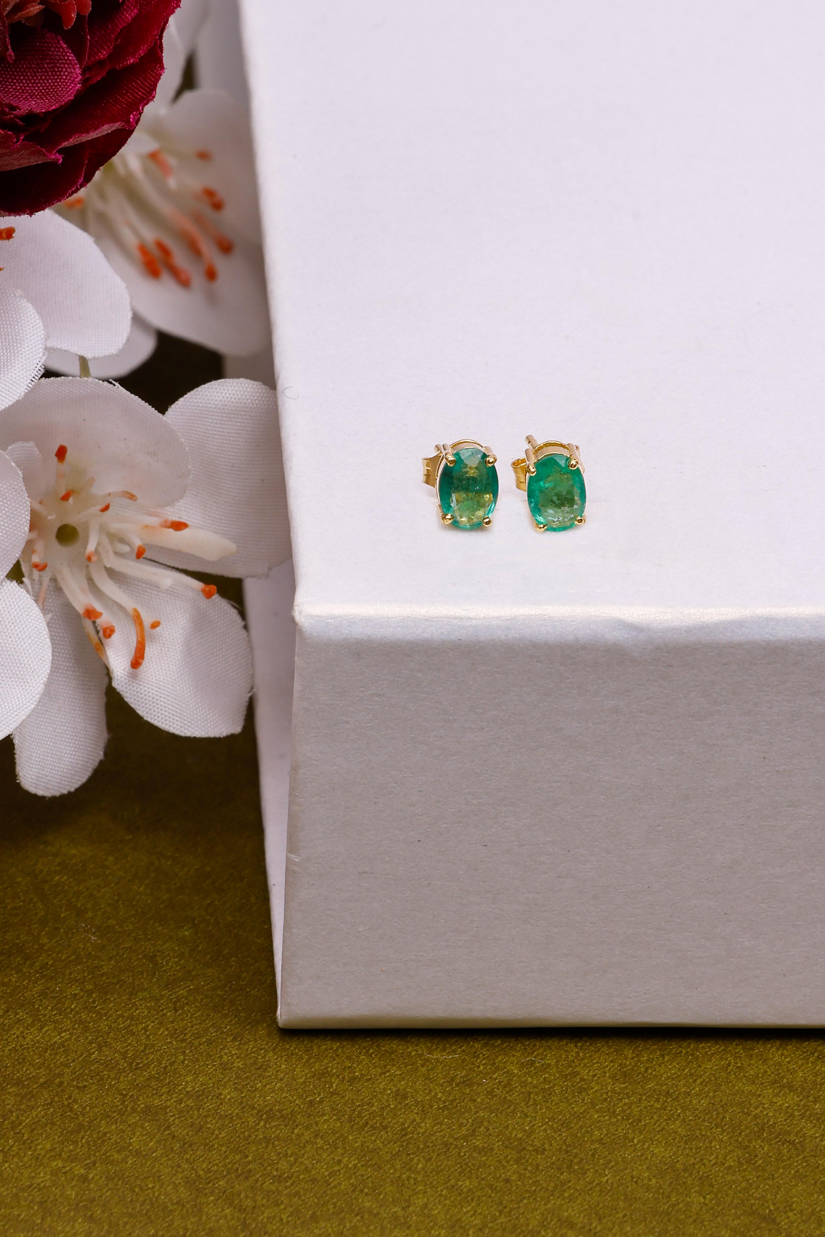 14K Gold Emerald Oval Diamond Earrings: Luxury Ear Studs