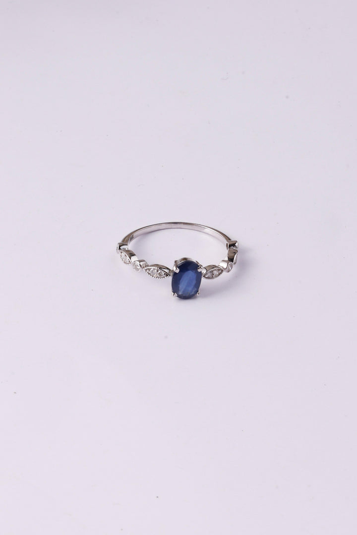Blue Sapphire Oval Ring 14K gold and Diamond Ring Luxury Ring Gifts for her Anniversary Ring Wedding Ring Christmas Gifts