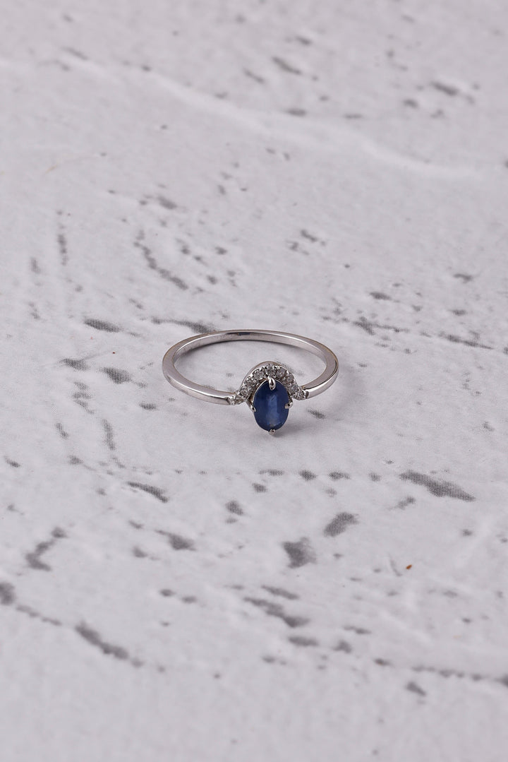 Diamond and 14K Gold Sapphire Ring Queen design Ring for her Special Occasions Gifts for girls