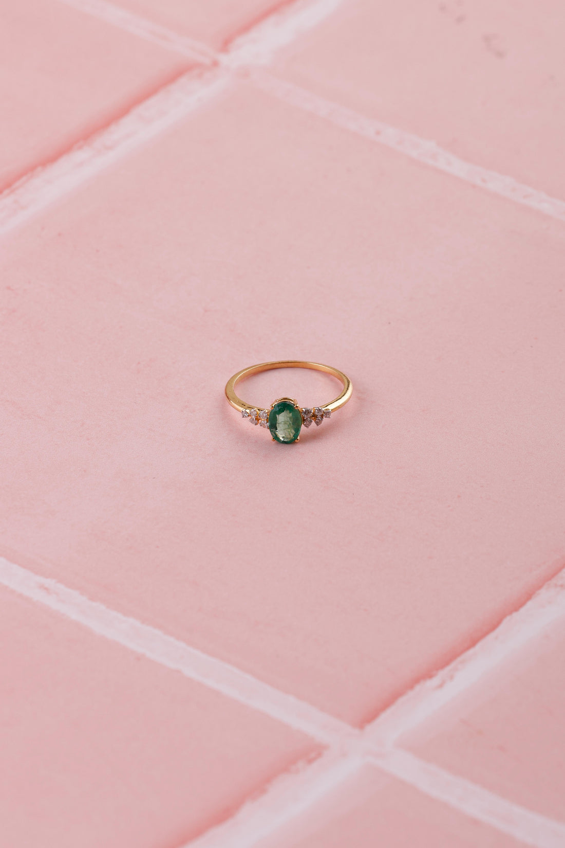 14K Gold Emerald & Diamond Oval Ring - Unique Design for Her