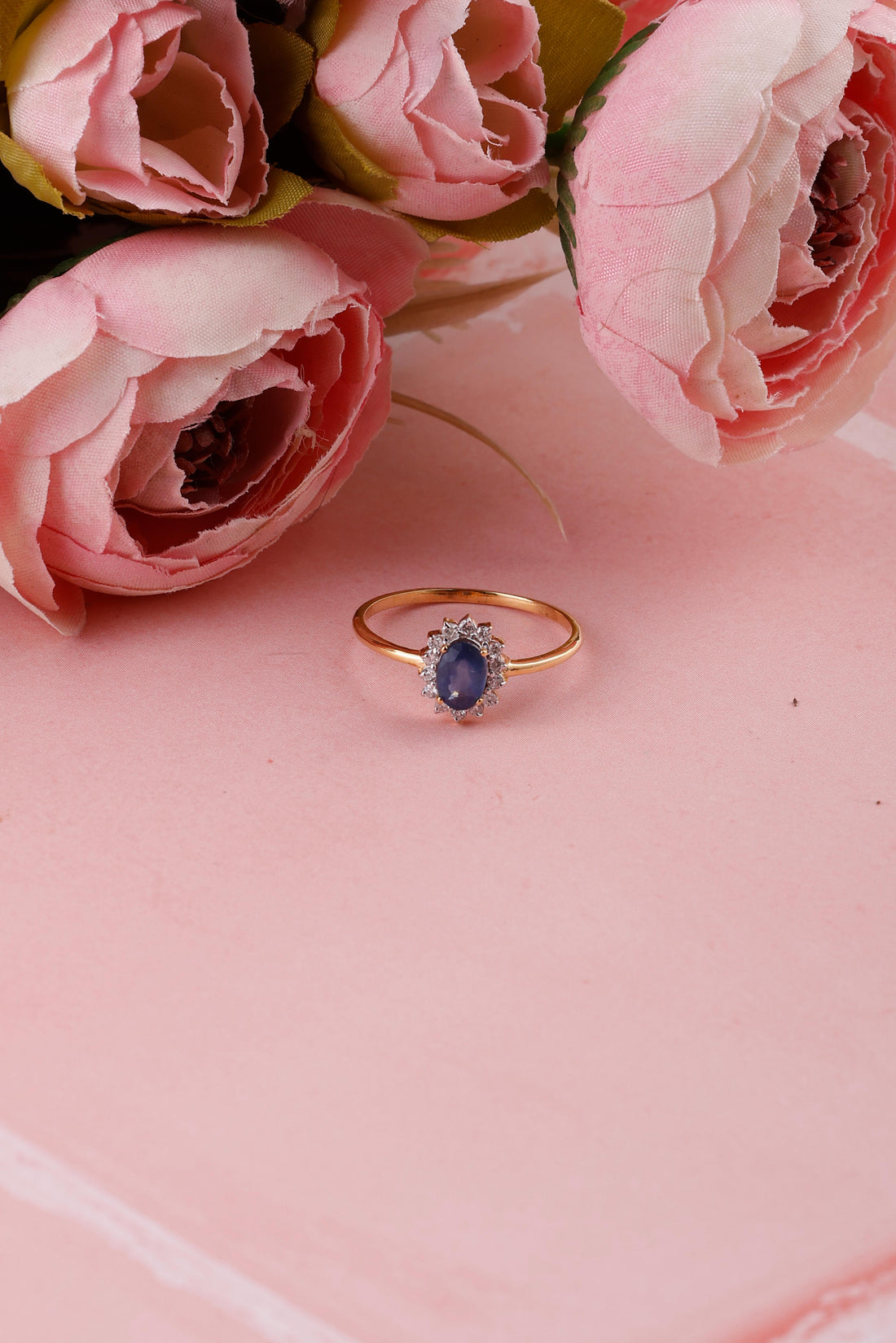 Sunflower Design 14K Gold Ring Oval Blue Sapphire & Diamond Accent