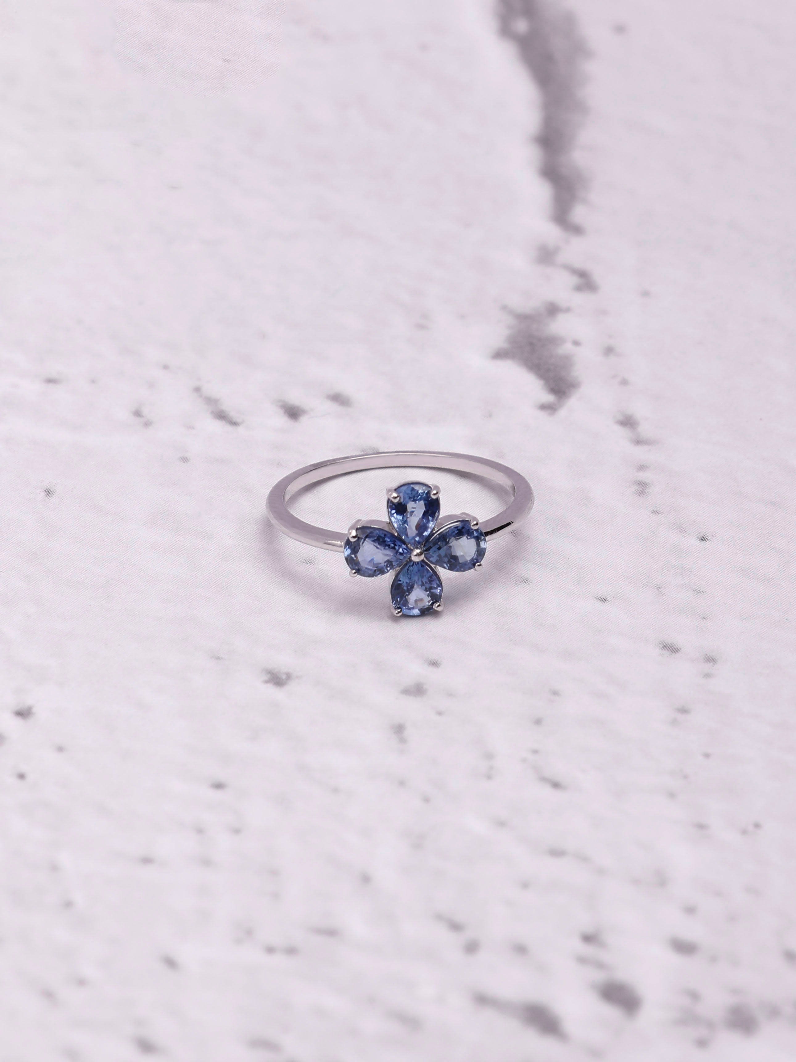 14K Gold Blue Sapphire Flower Ring: Unique Statement Jewelry