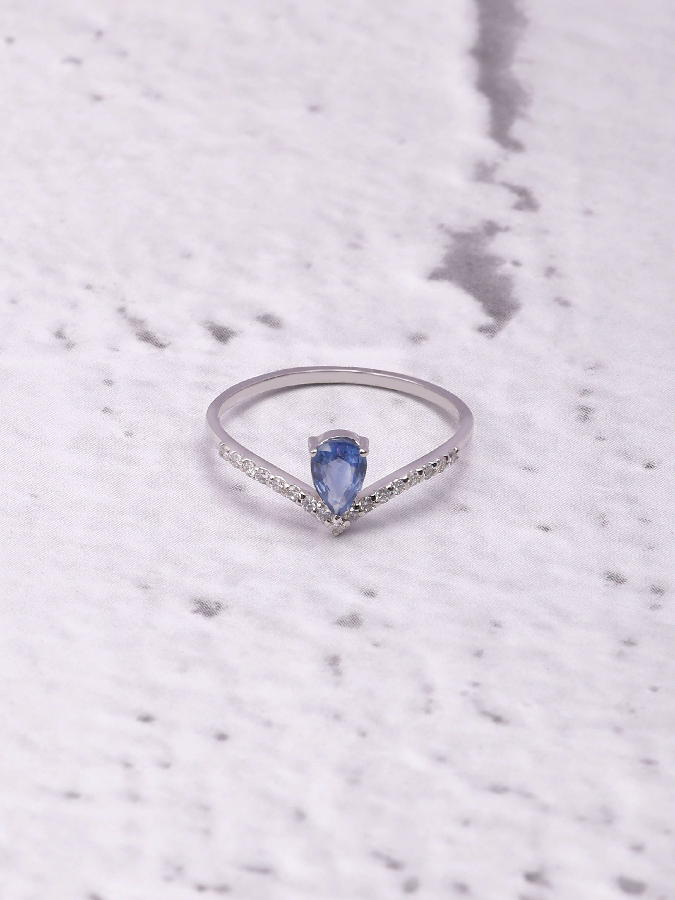 Hailey Bieber inspired 14K gold Blue Sapphire Diamond Ring