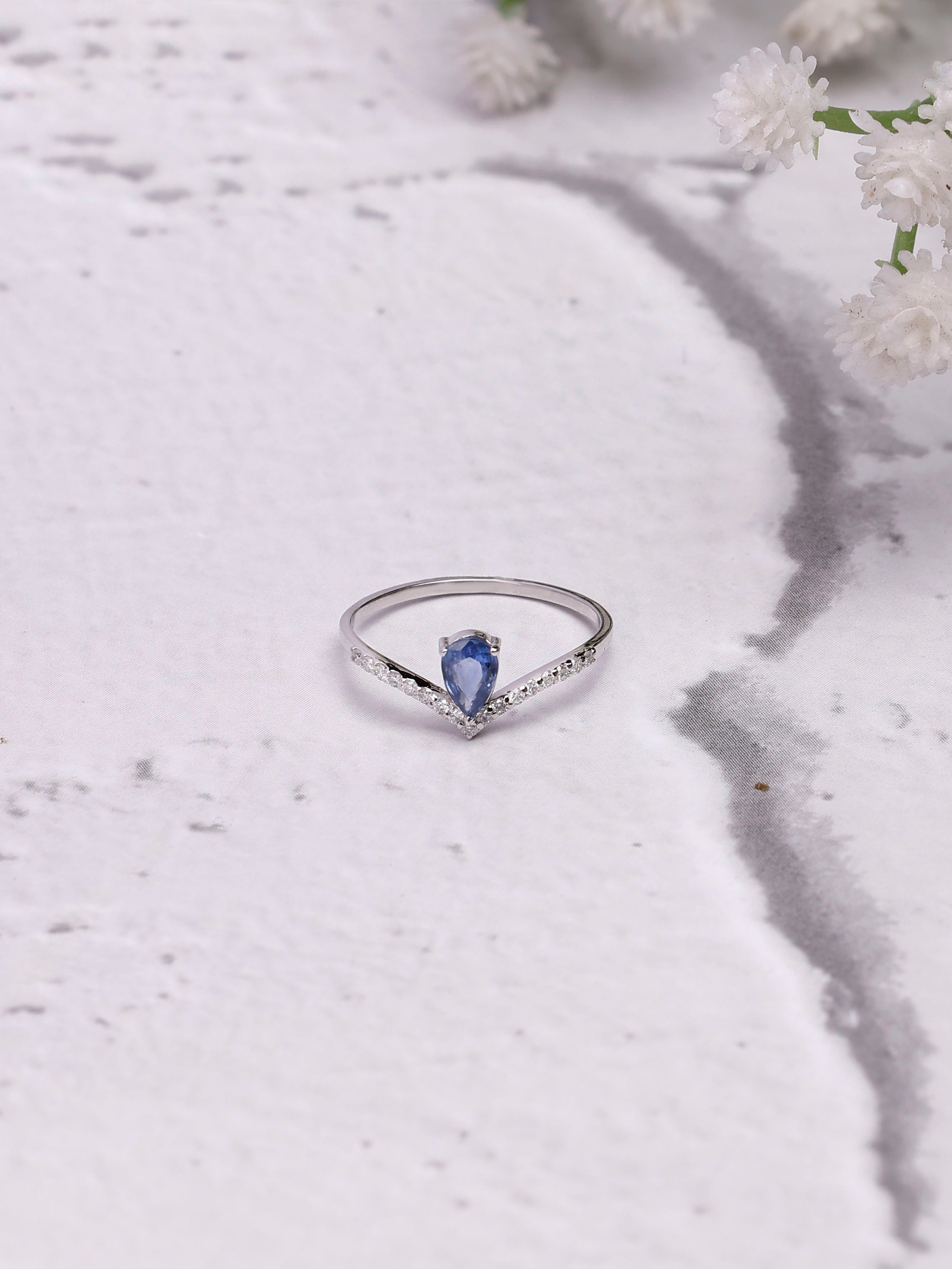 Hailey Bieber inspired 14K gold Blue Sapphire Diamond Ring