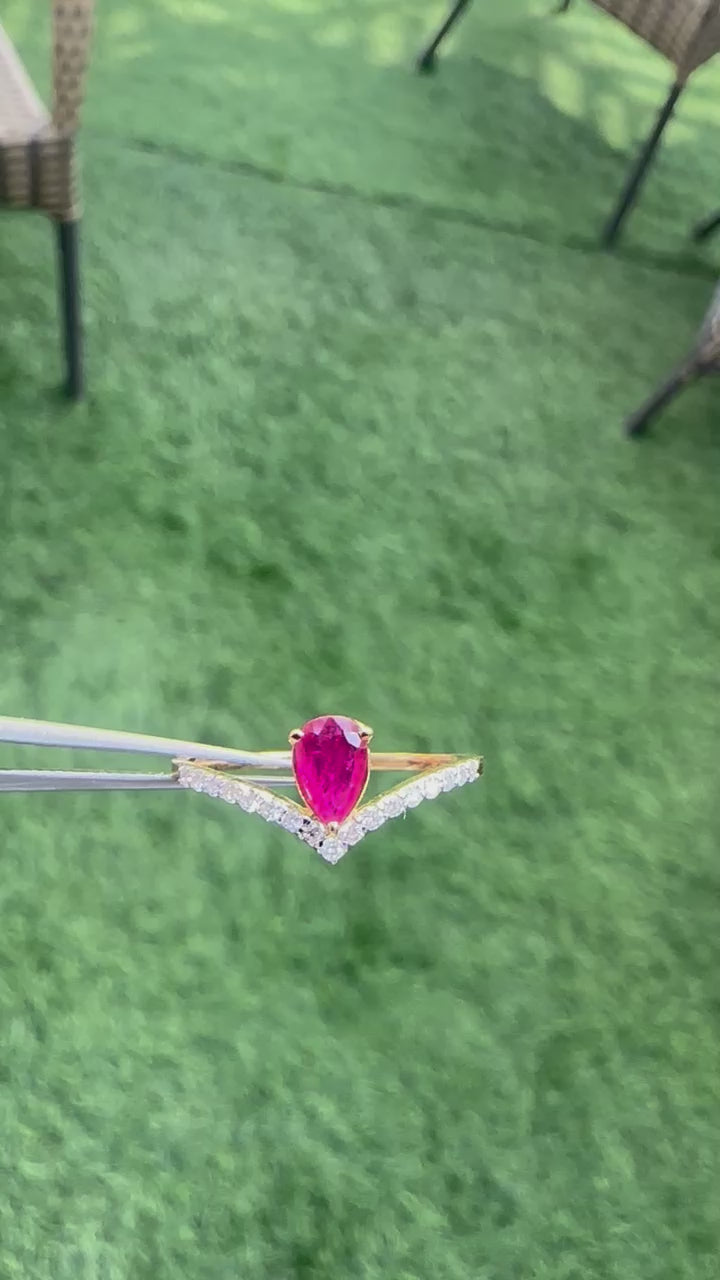 Kendall Jenner inspired 14K Gold Ruby And Diamond Ring